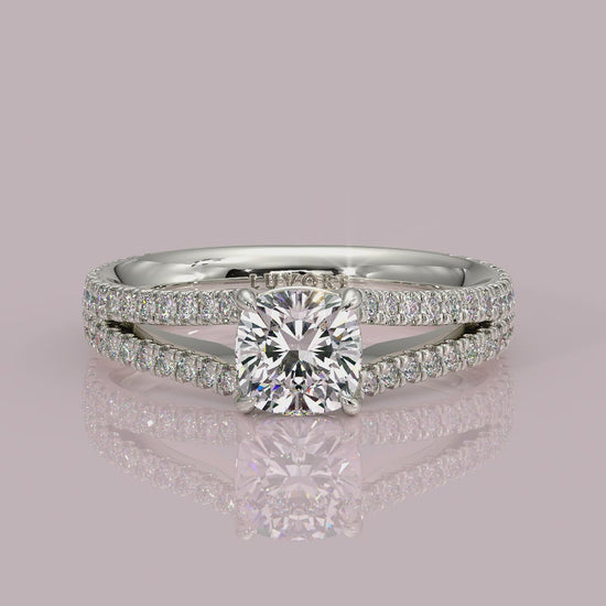  Yb jewellers engagement ring split band